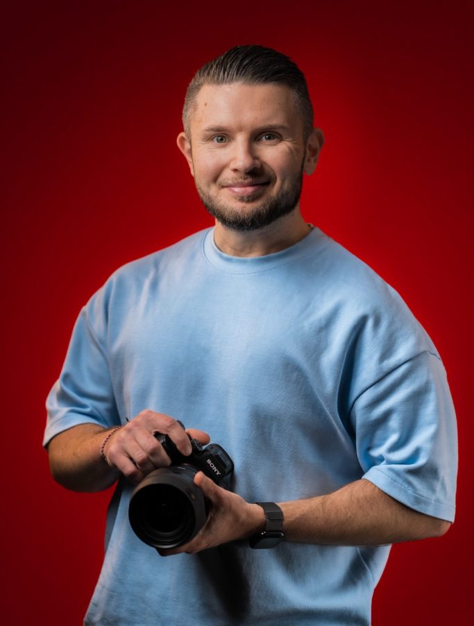 Artur Schütz – Fotograf aus Troisdorf mit Kamera